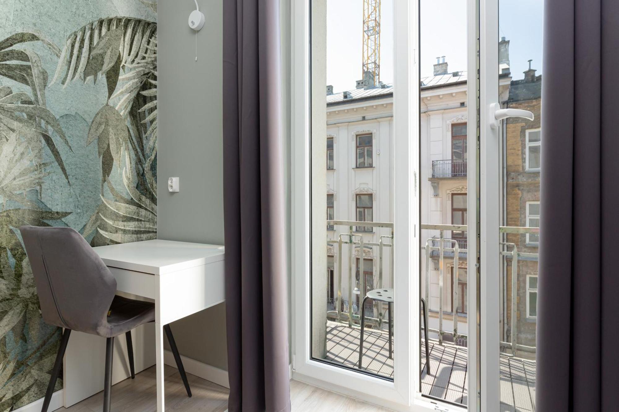 Apartment Emilii Plater By Renters