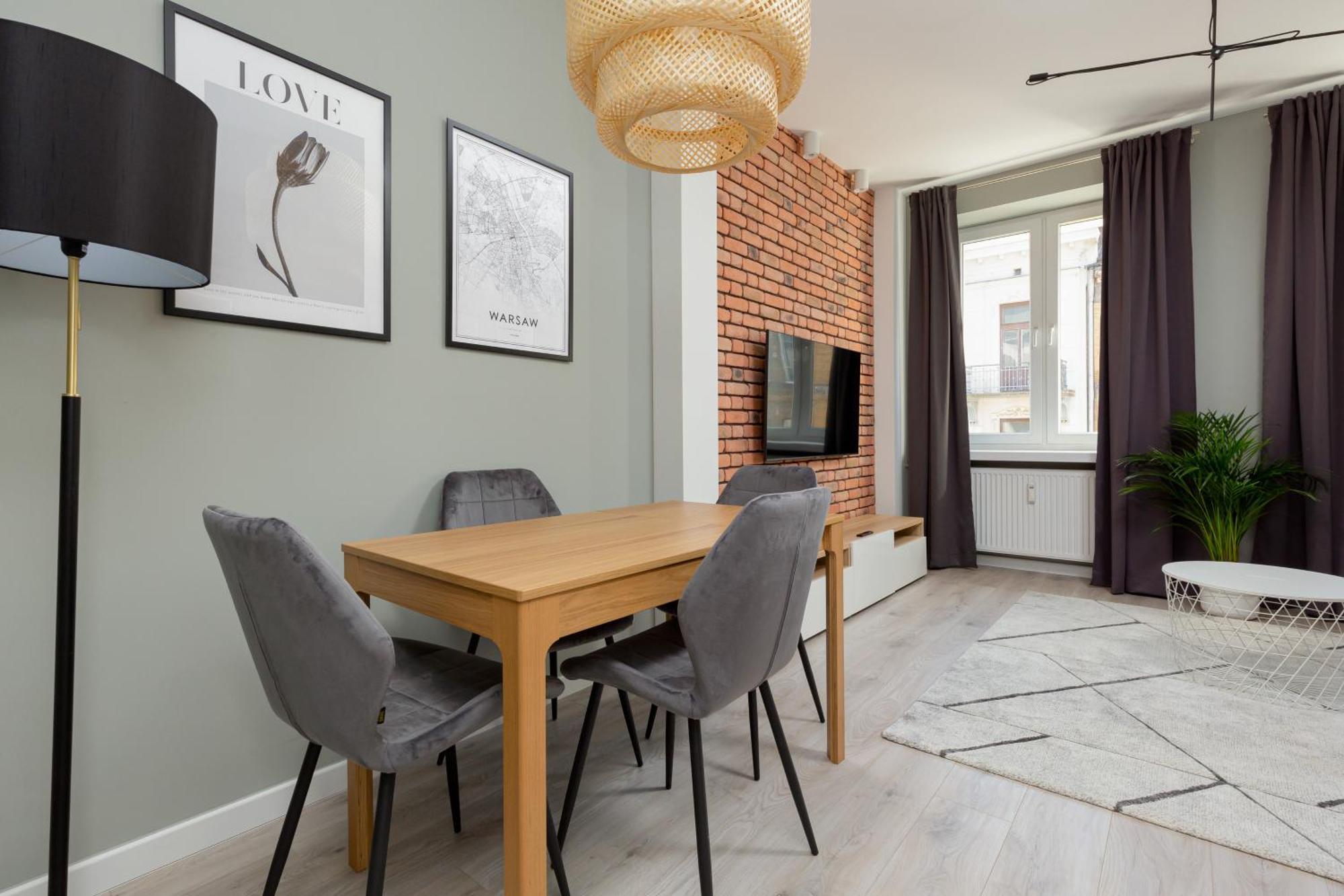 Apartment Emilii Plater By Renters Warsaw
