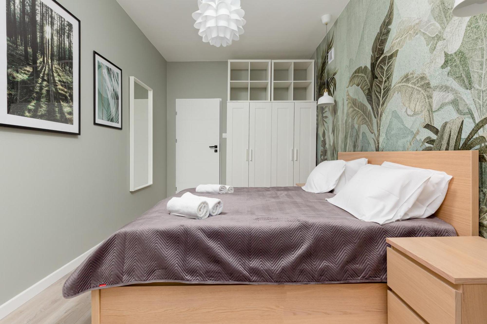 Emilii Plater By Renters * Warschau